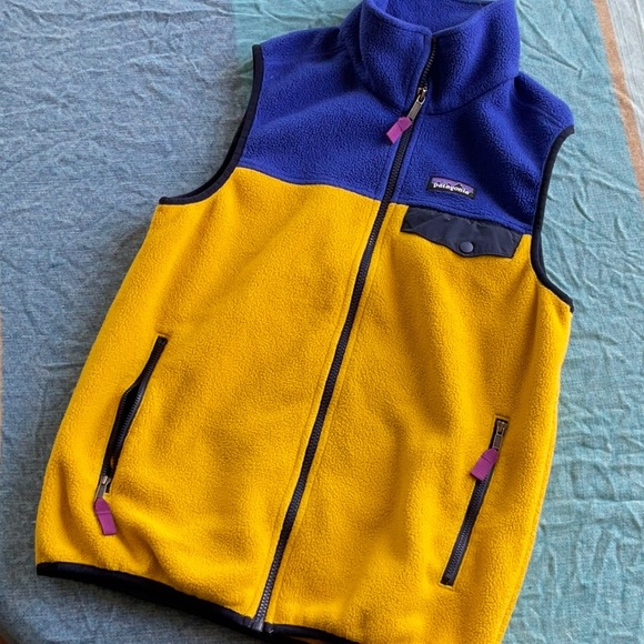 Patagonia Jackets & Blazers - Patagonia synchilla vest small